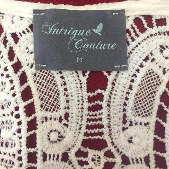 Chic Lace Pullover Top - Picture 5 of 5